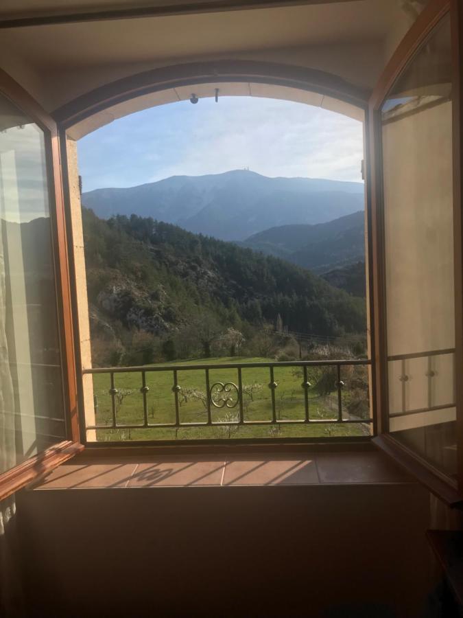 Les Chambres D'Hotes Du Mas Face Au Ventoux Plaisians Exterior photo